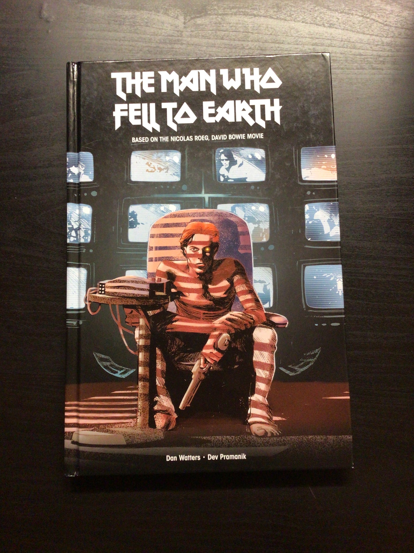 The Man Who Fell To Earth HC